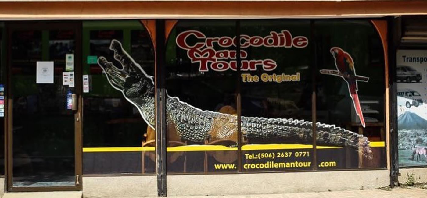croc man bus tours